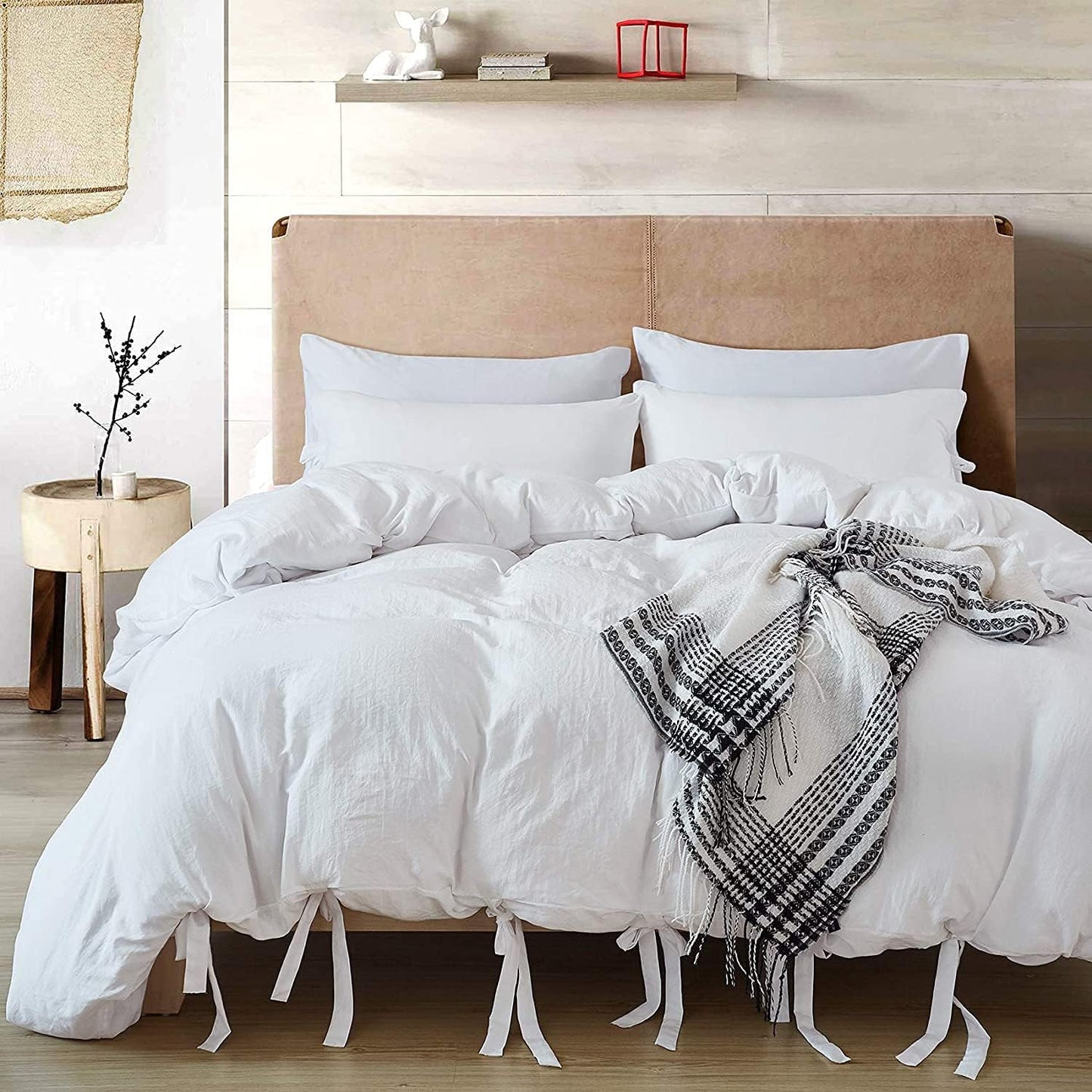 annadaif Pink Duvet Cover Queen (90x90 Inch), 3 Pieces (1 Duvet Cover, 2 Pillowcases) Soft Washed Microfiber Bowknot Bow Tie Duvet Cover Set, Easy Care Bedding Set for Men, Women