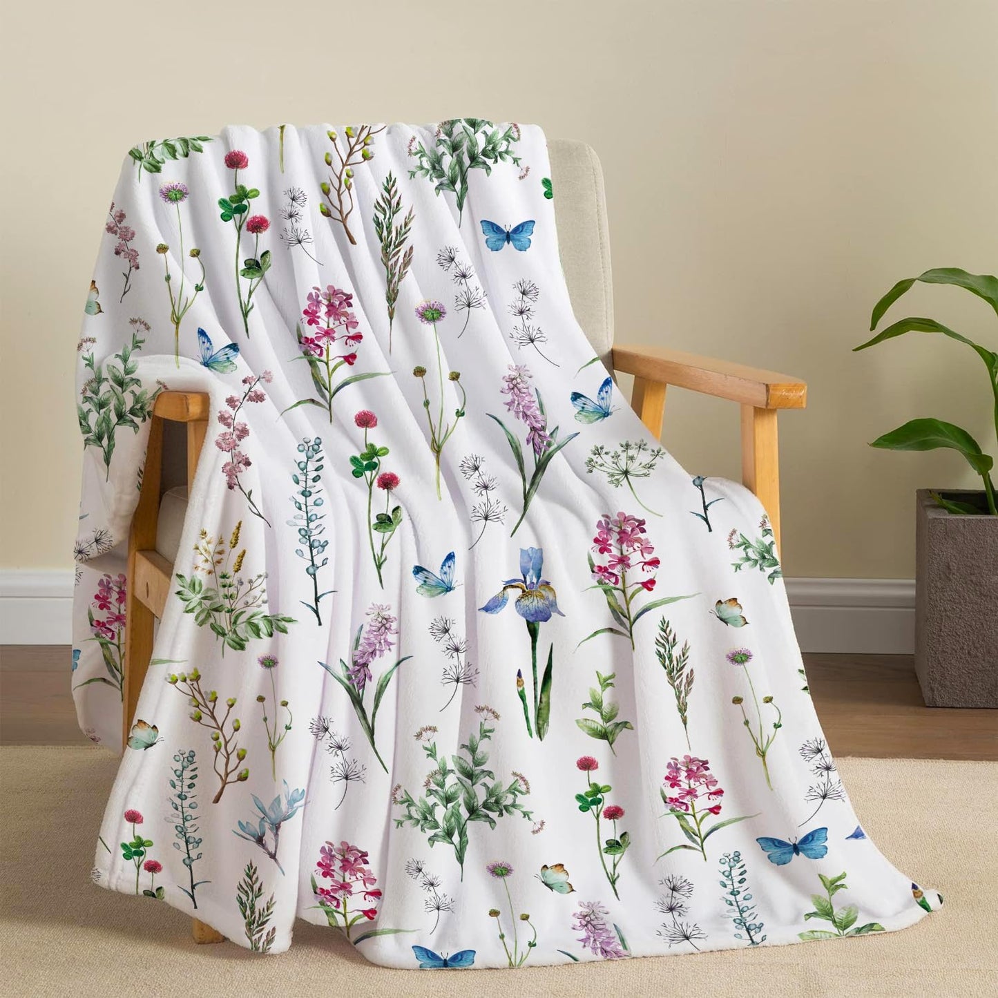 Tupmnbry Wildflowers Floral Throw Blanket Botanical Floral Printed Blanket Super Soft Flannel Throw Blanket Lightweight Fluffy Plush Fuzzy Bed Blanket for Bedding Sofa and Travel 50"X60"
