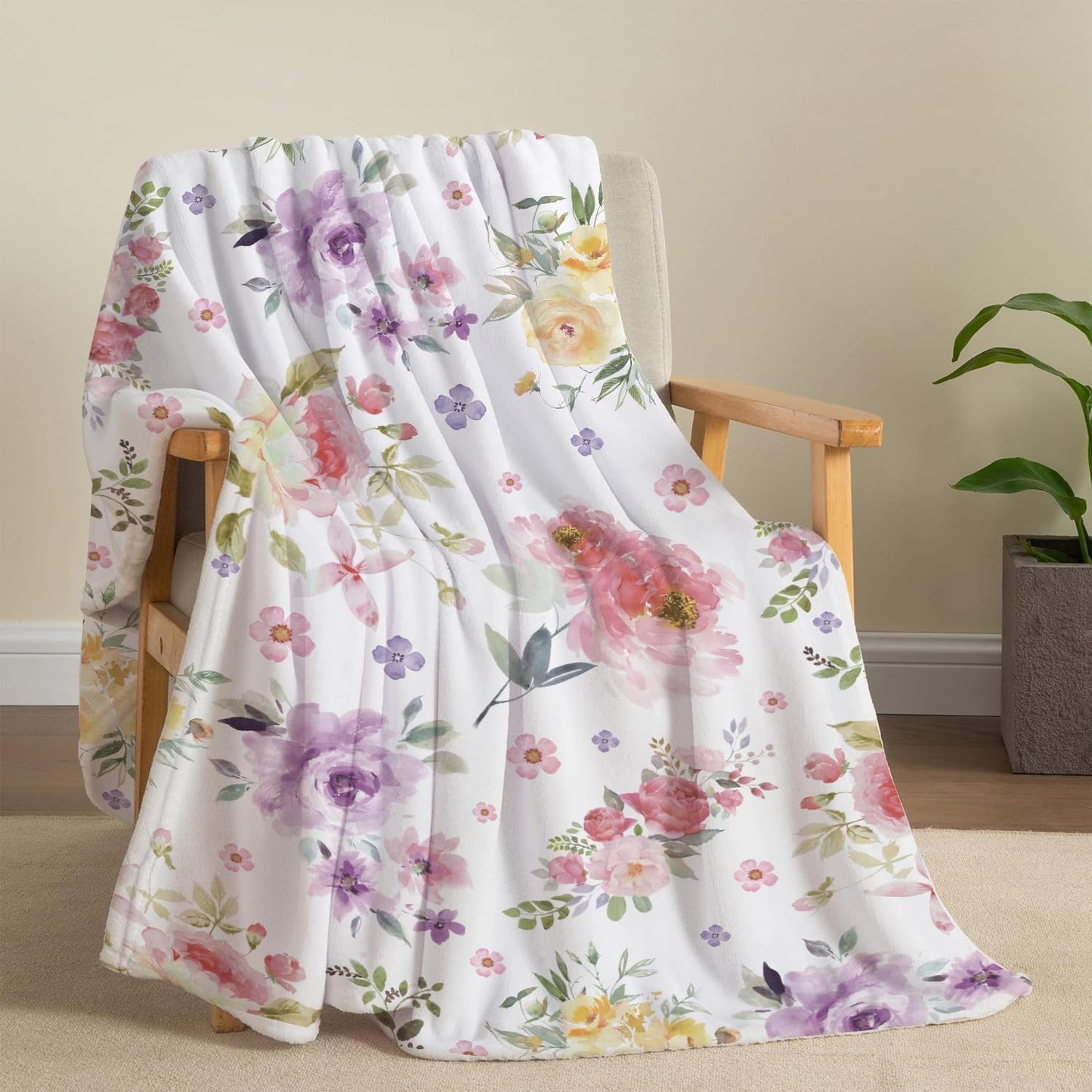 Tupmnbry Wildflowers Floral Throw Blanket Botanical Floral Printed Blanket Super Soft Flannel Throw Blanket Lightweight Fluffy Plush Fuzzy Bed Blanket for Bedding Sofa and Travel 50"X60"