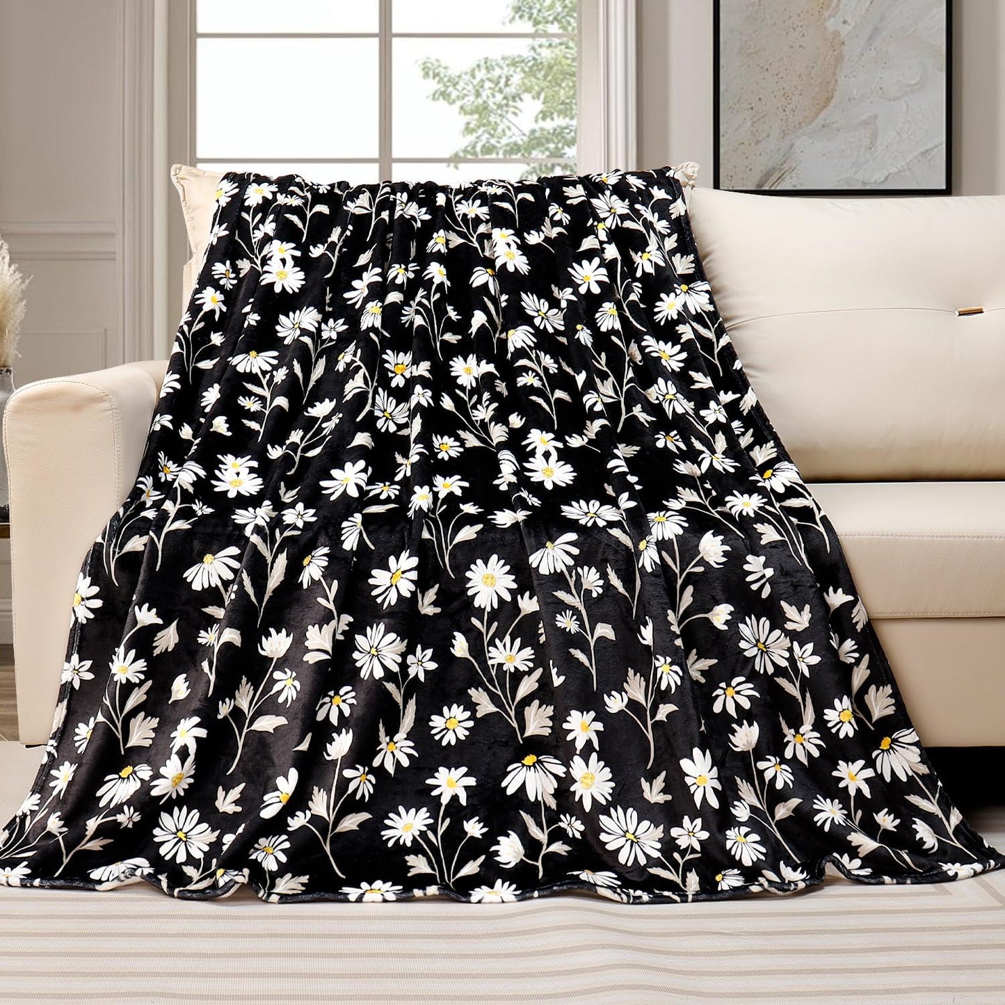 Tupmnbry Wildflowers Floral Throw Blanket Botanical Floral Printed Blanket Super Soft Flannel Throw Blanket Lightweight Fluffy Plush Fuzzy Bed Blanket for Bedding Sofa and Travel 50"X60"