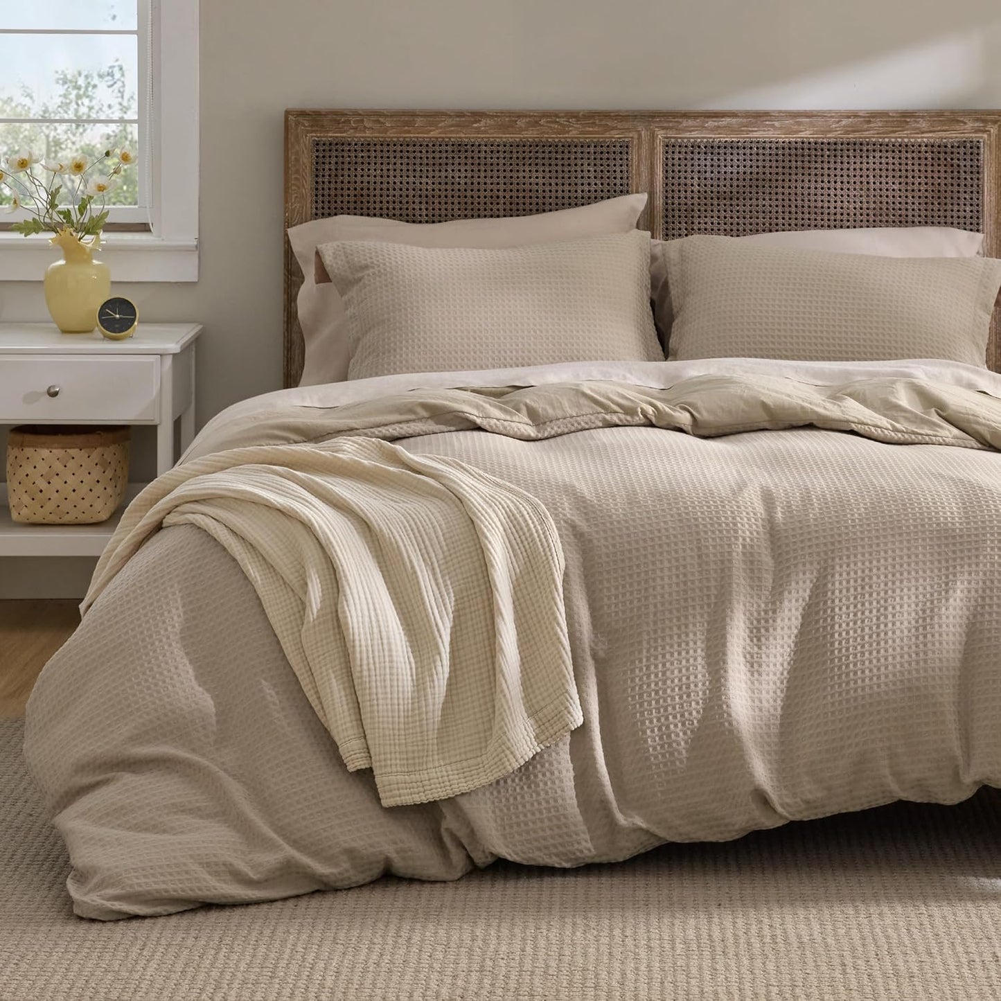 Bedsure Luxury Waffle Duvet Cover King Size - Textured Duvet Cover Set, Soft, Breathable Bedding Set (104"x90") with 2 Pillow Shams for All Season, Linen, Comforter Not Included