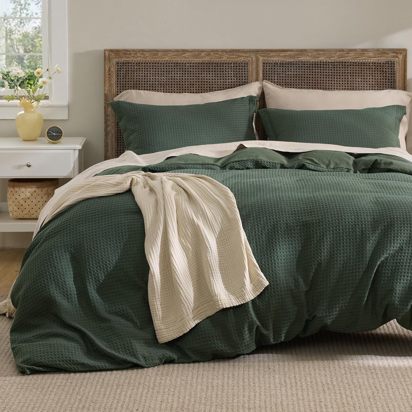 Bedsure Luxury Waffle Duvet Cover King Size - Textured Duvet Cover Set, Soft, Breathable Bedding Set (104"x90") with 2 Pillow Shams for All Season, Linen, Comforter Not Included